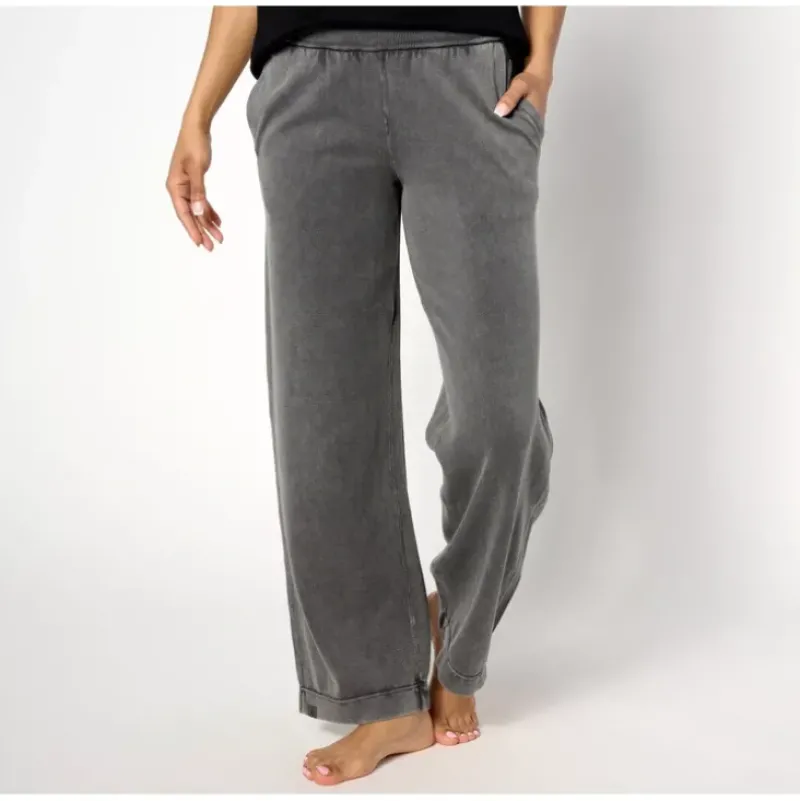 Barefoot Dreams 100% Cotton Reg Sunbleached Seamed Pant - a world of fashionable women's clothing, including a wide selection of dresses and trendy accessories.> Shop