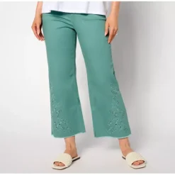 Isaac Mizrahi Live! Tall True Denim Wide Leg Crop Jeans w/Eyelet - a world of fashionable women's clothing, including a wide selection of dresses and trendy accessories.> Flash Sale