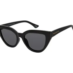 Prive Revaux The Chica Sunglasses - a world of fashionable women's clothing, including a wide selection of dresses and trendy accessories.> Sale