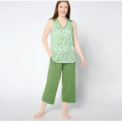 Stan Herman 2-Piece Lounge Set - a world of fashionable women's clothing, including a wide selection of dresses and trendy accessories.< Fashion