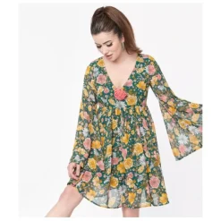 Unique Vintage Hunter Green Floral Empire Waist Babydoll Dress - a world of fashionable women's clothing, including a wide selection of dresses and trendy accessories.< Dresses